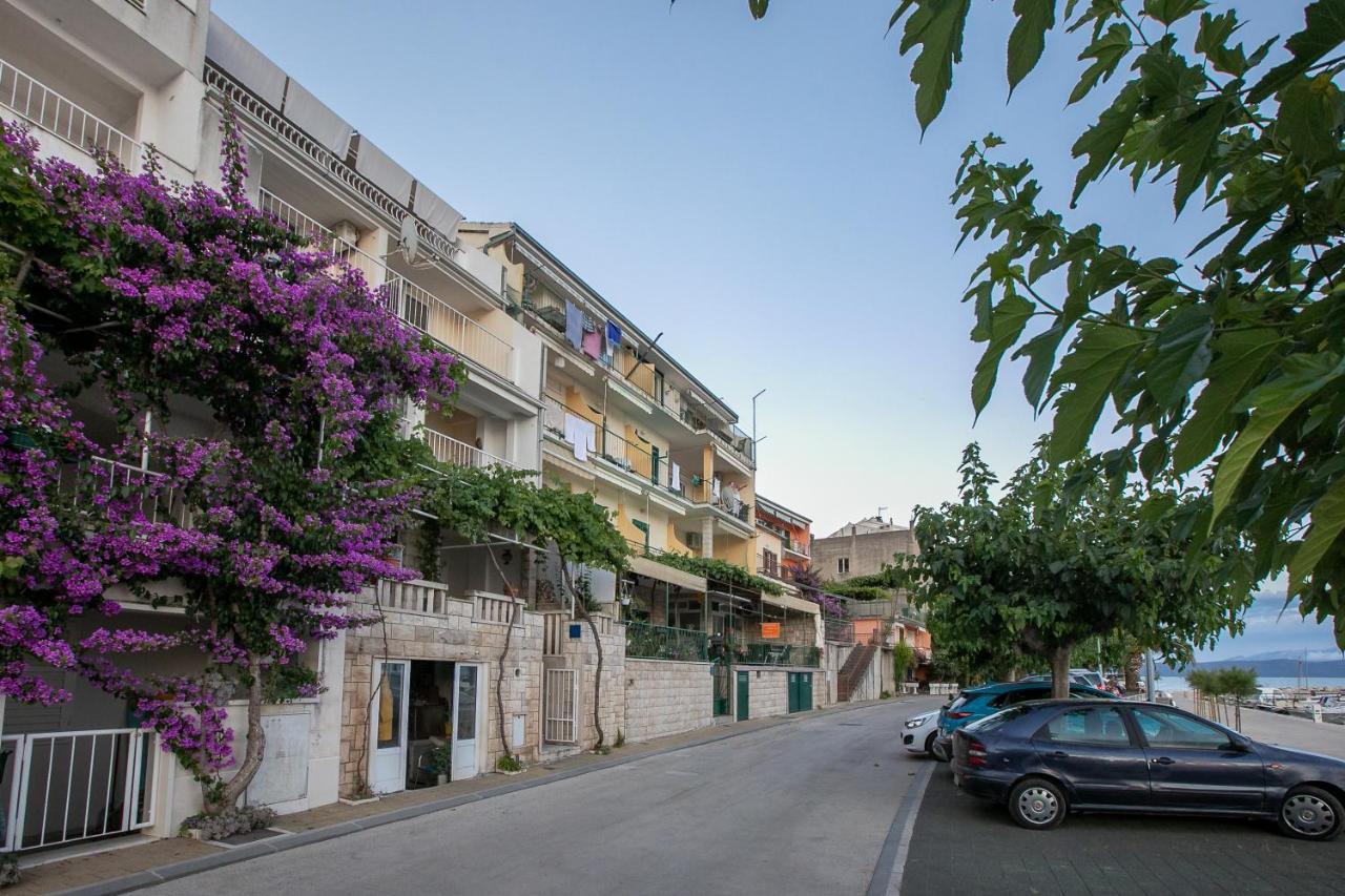 Apartment By The Sea Podgora Eksteriør billede