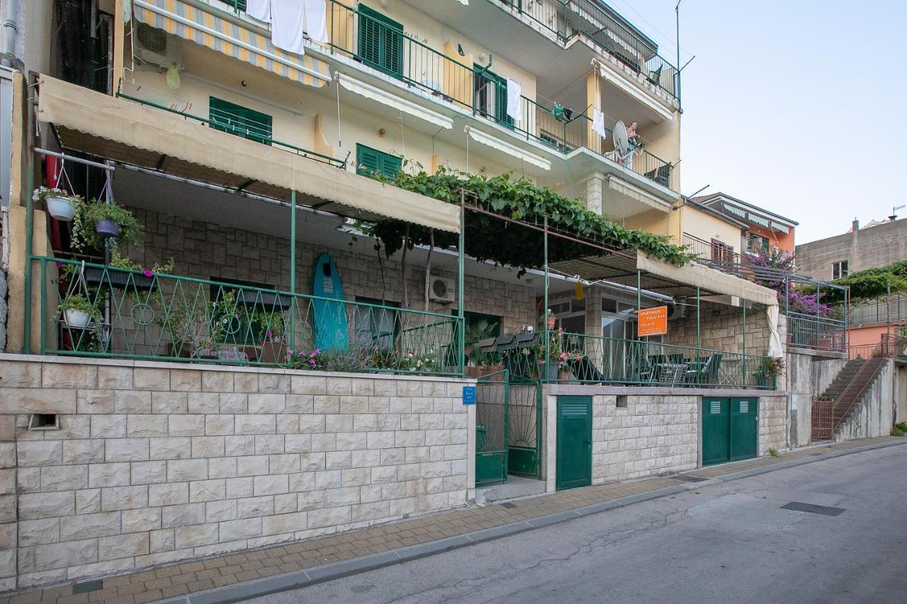 Apartment By The Sea Podgora Eksteriør billede