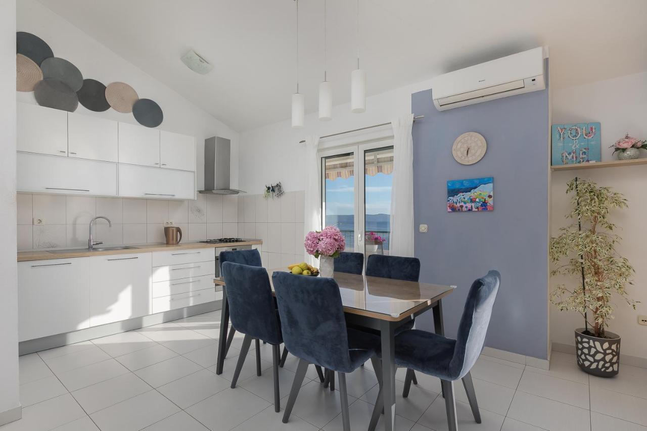Apartment By The Sea Podgora Eksteriør billede